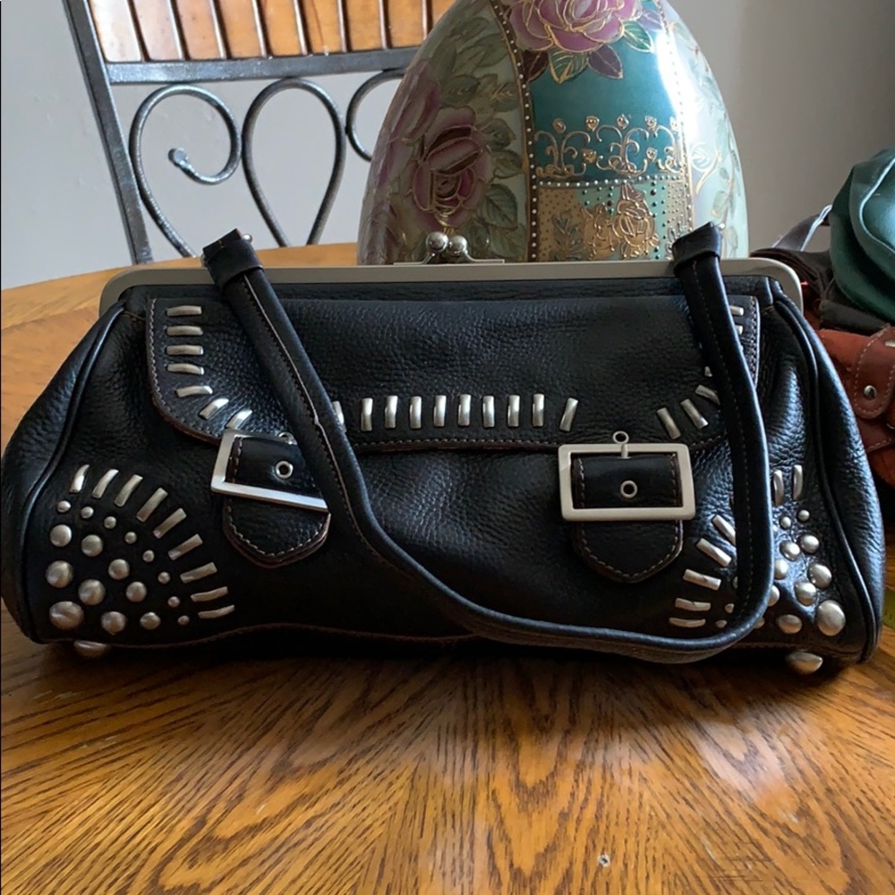 Maxximum leather purse